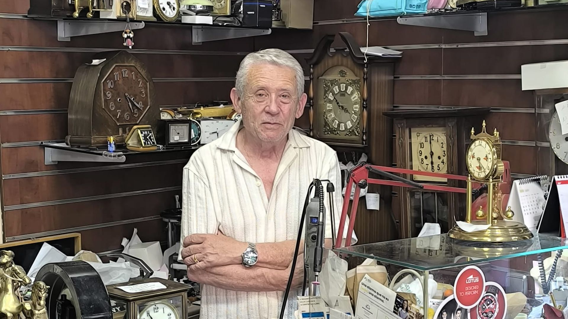 Paco, el relojero de Granada Paco, el relojero de Granada
