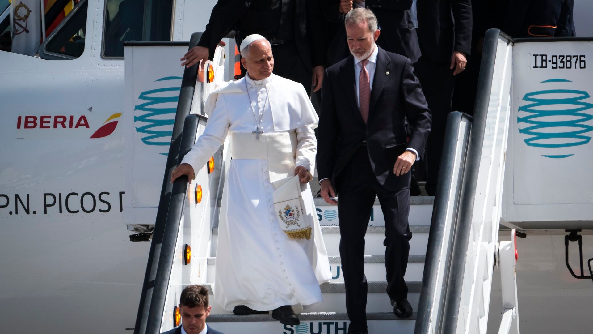Termina el viaje del papa León XIV a España con 21 actos, 2,5 millones de participantes y un vuelo de regreso insólito en el Falcon de Felipe VI