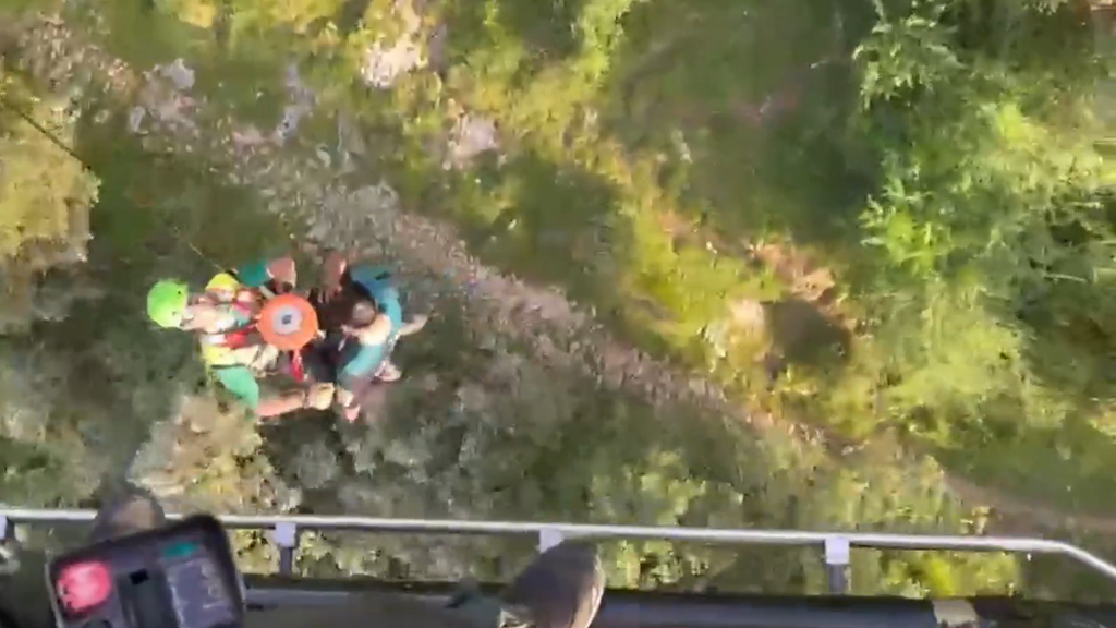 Realizan siete rescates por caídas y golpes de calor durante la celebración de la Travesera Integral Picos de Europa