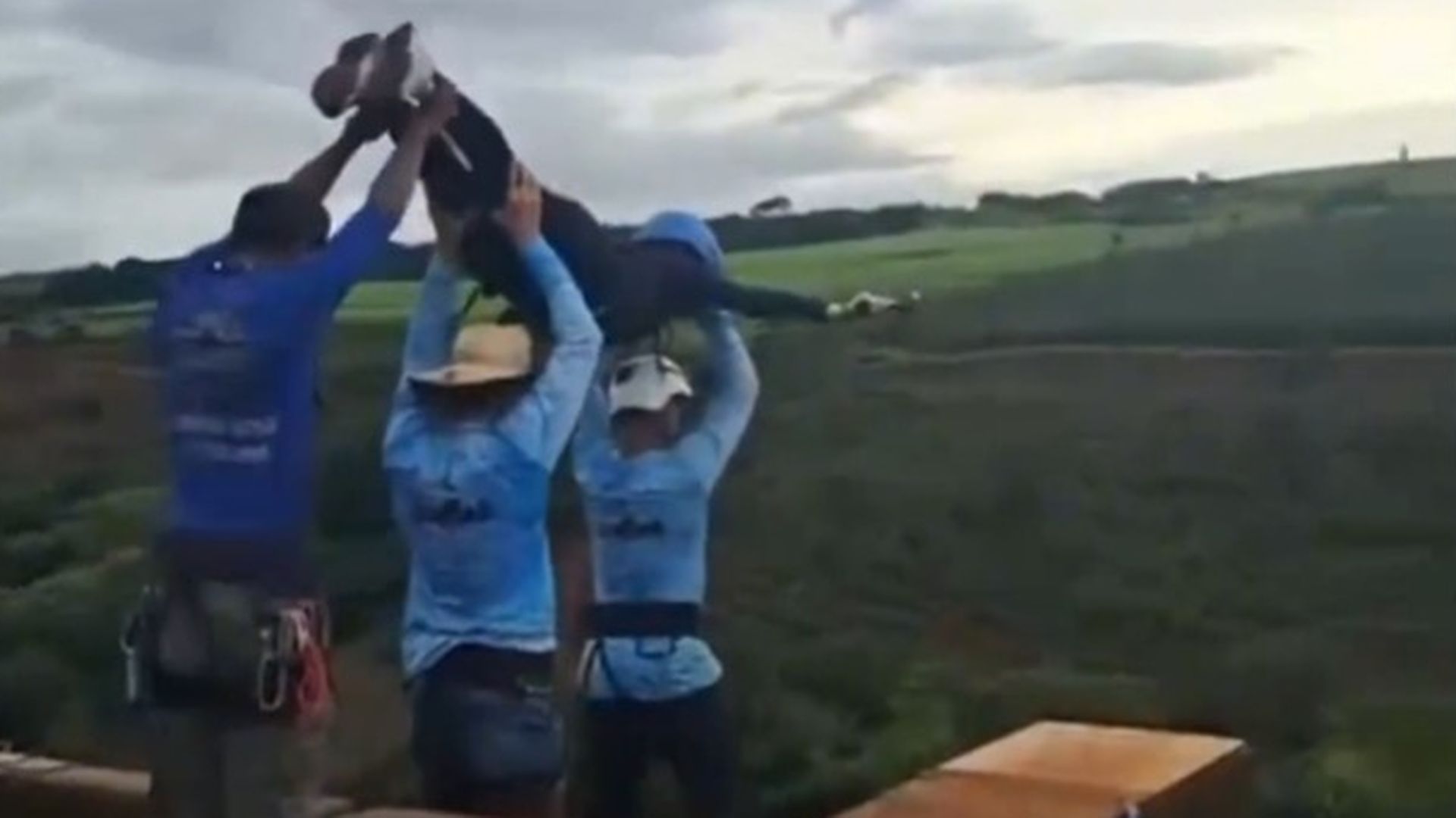 Seis detenidos por la organización del salto de puenting en el que murió una joven de 21 años en Brasil: no ataron la cuerda
