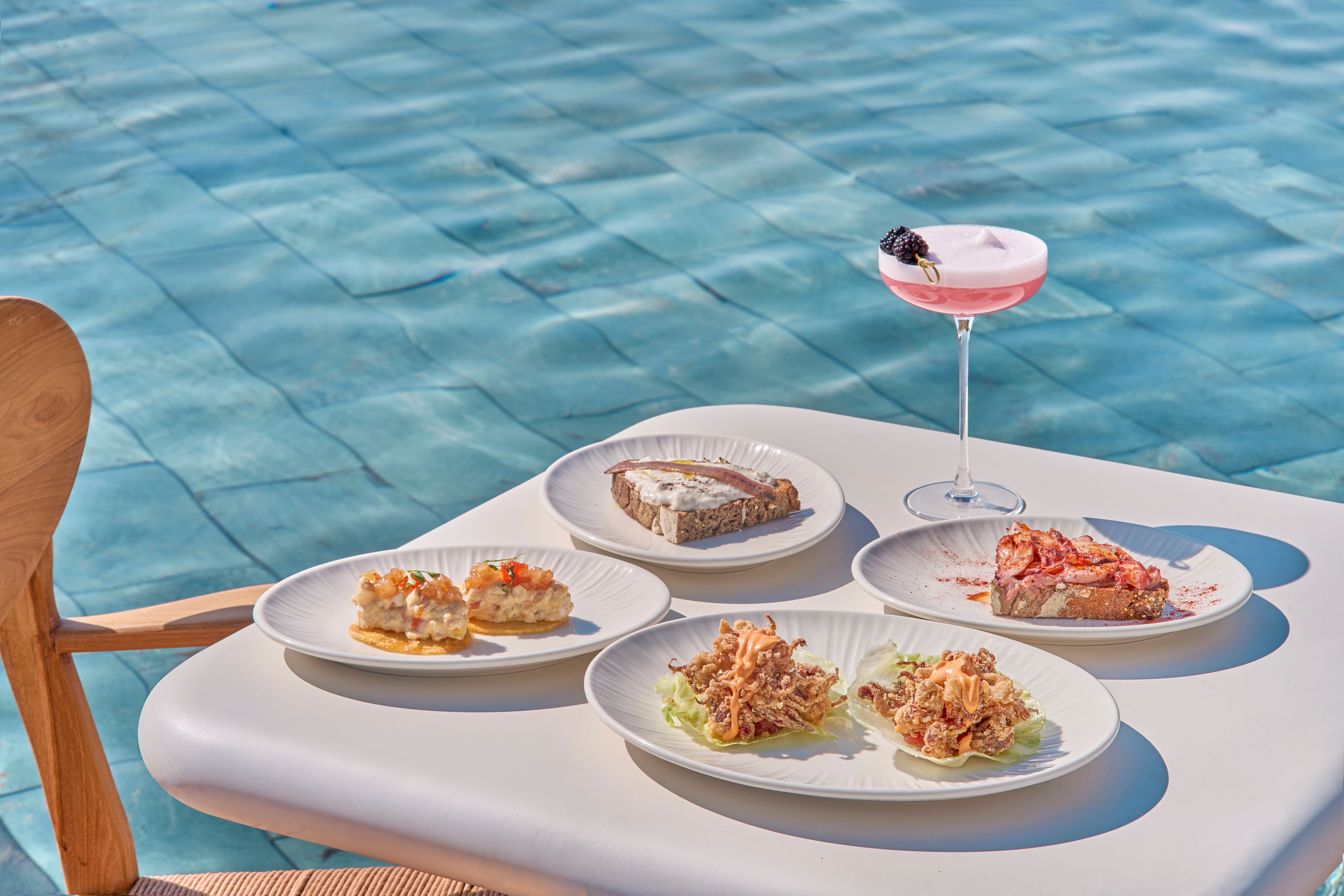 Su adictivo saäm juto a otros aperitivos de verano
