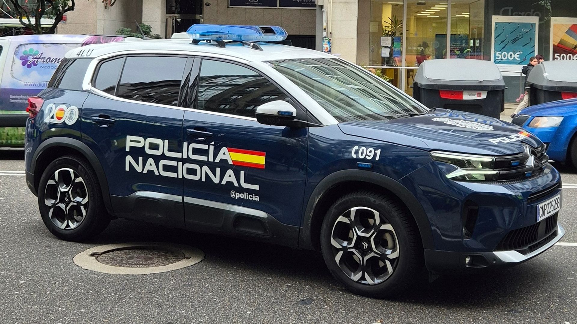 Dos años de cárcel para un hombre que se llevó a su hija pequeña desde Vigo al extranjero sin el permiso de la madre Dos años de cárcel para un hombre que se llevó a su hija pequeña desde Vigo al extranjero sin el permiso de la madre