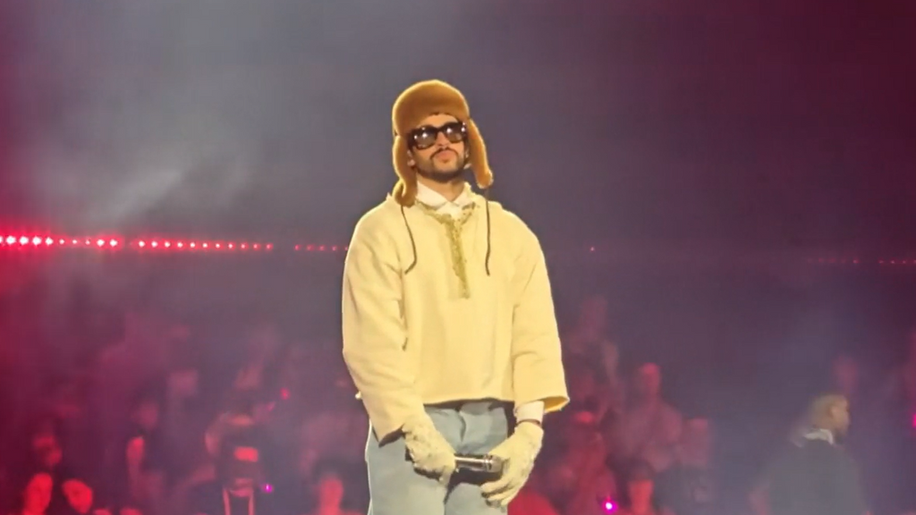 El fenómeno de Bad Bunny en España, el artista que pone a todos a bailar: mucha música, La Casita y dos millones de euros en beneficios