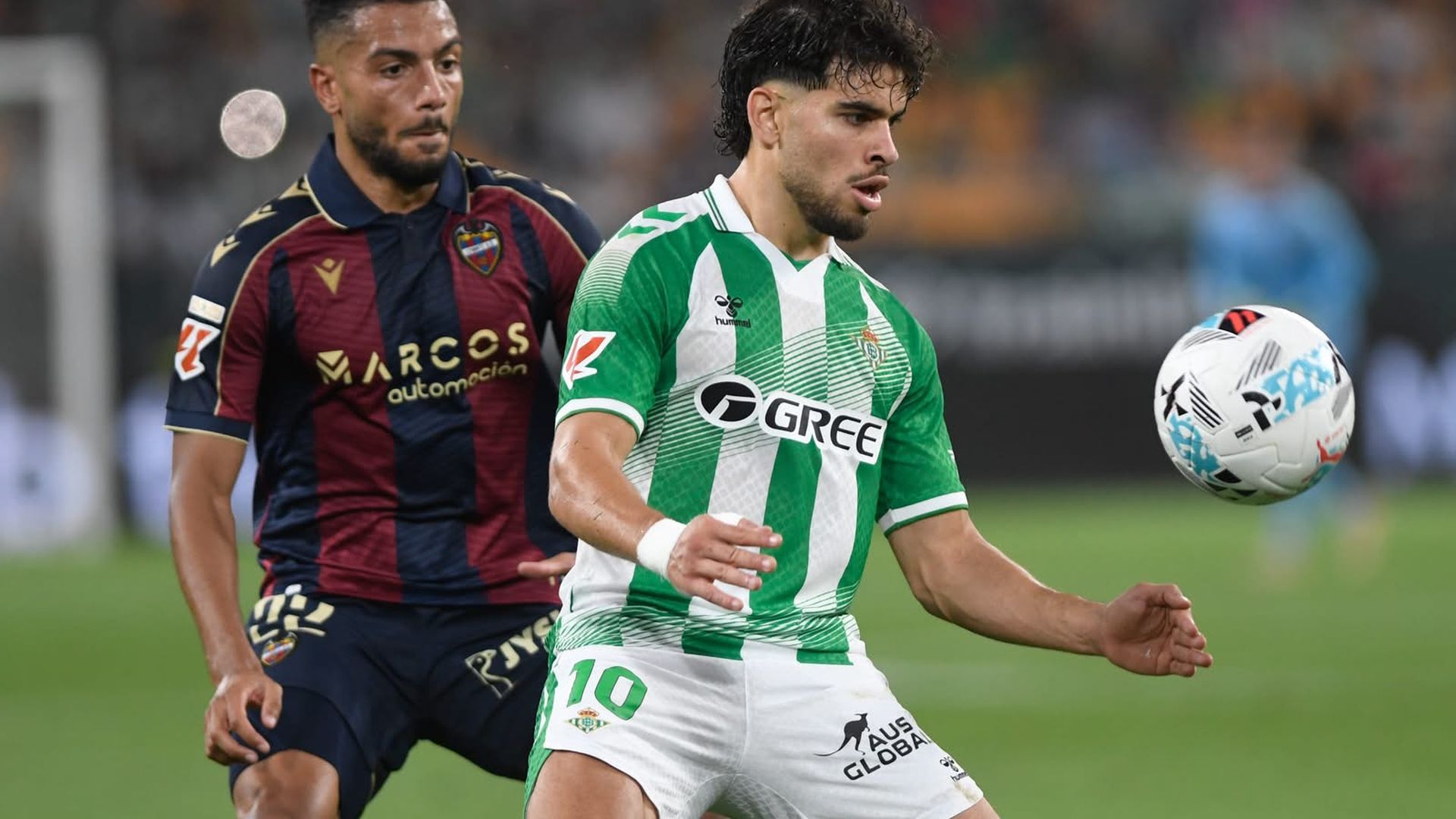 Ez Abde, en el Betis - Levante