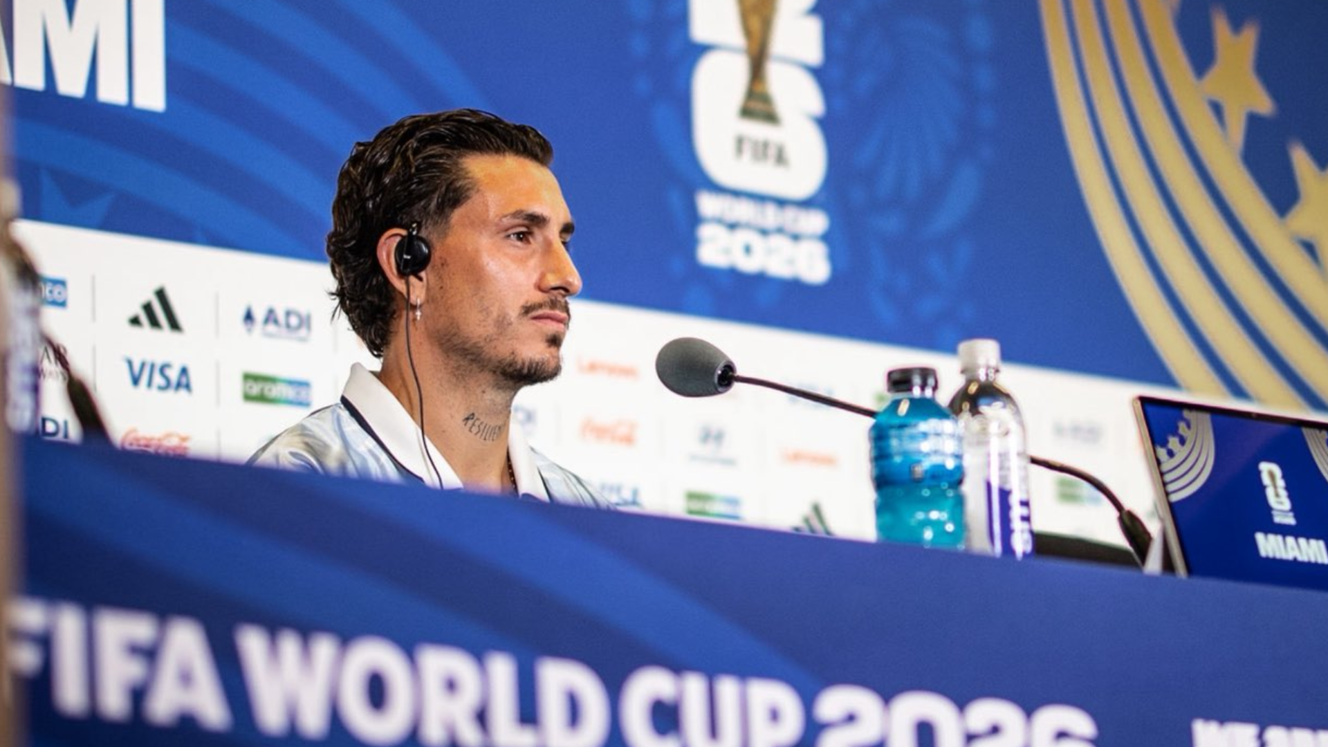 José María Giménez, en sala de prensa José María Giménez, en sala de prensa