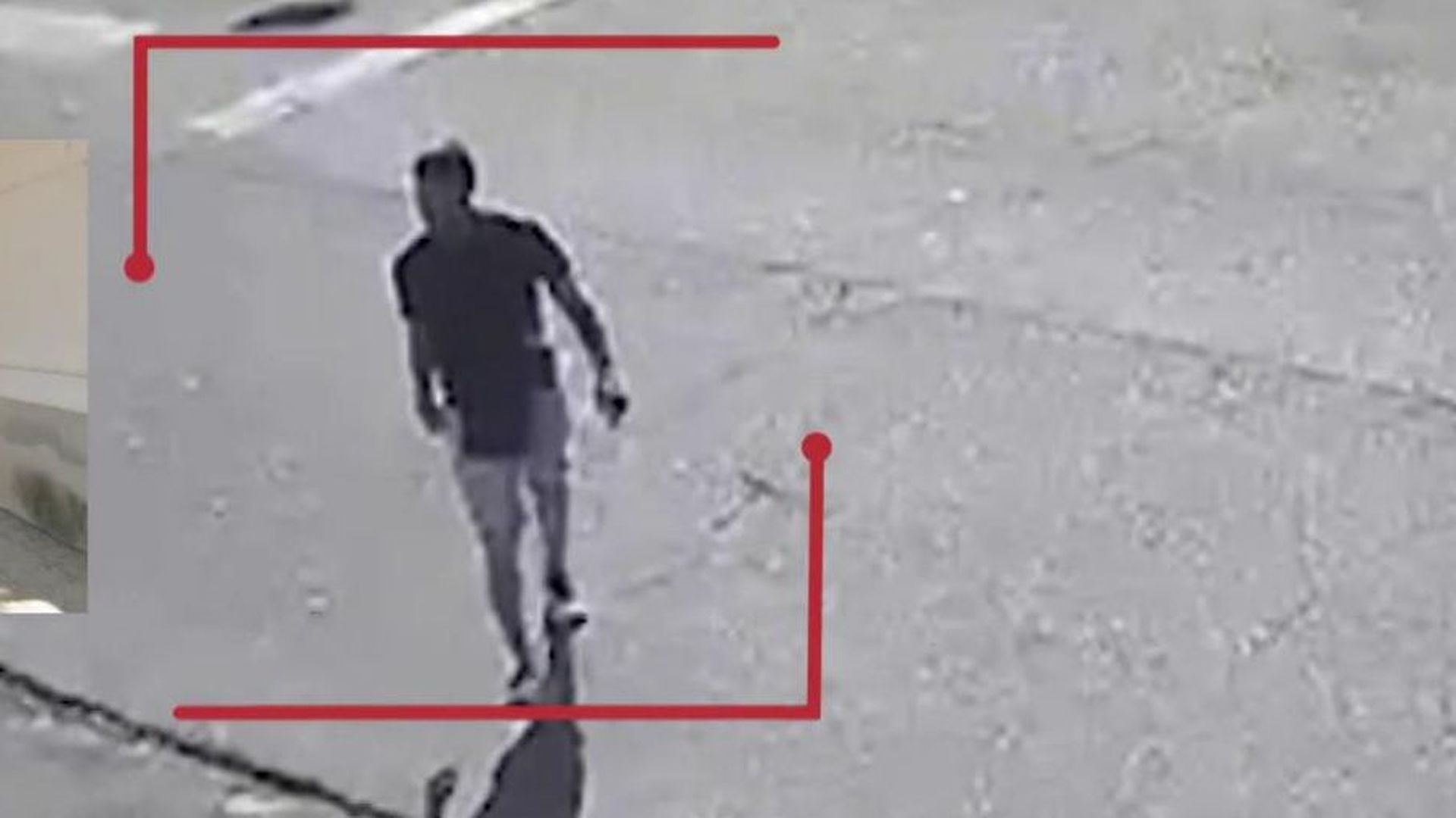 La última imagen de David Salazar entrando en la panadería de Juanfran