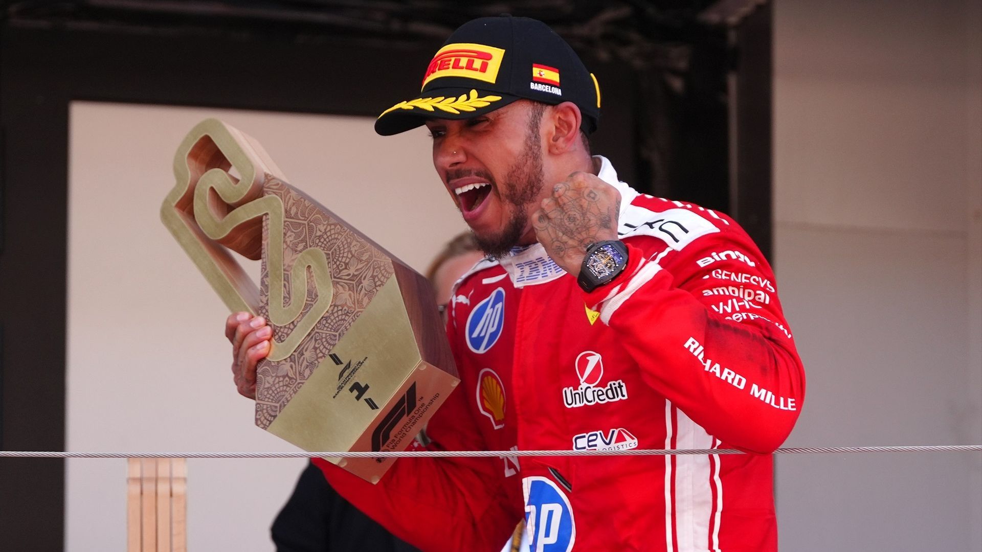 Lewis Hamilton celebrando la victoria en el Gran Premio de Cataluña Lewis Hamilton celebrando la victoria en el Gran Premio de Cataluña