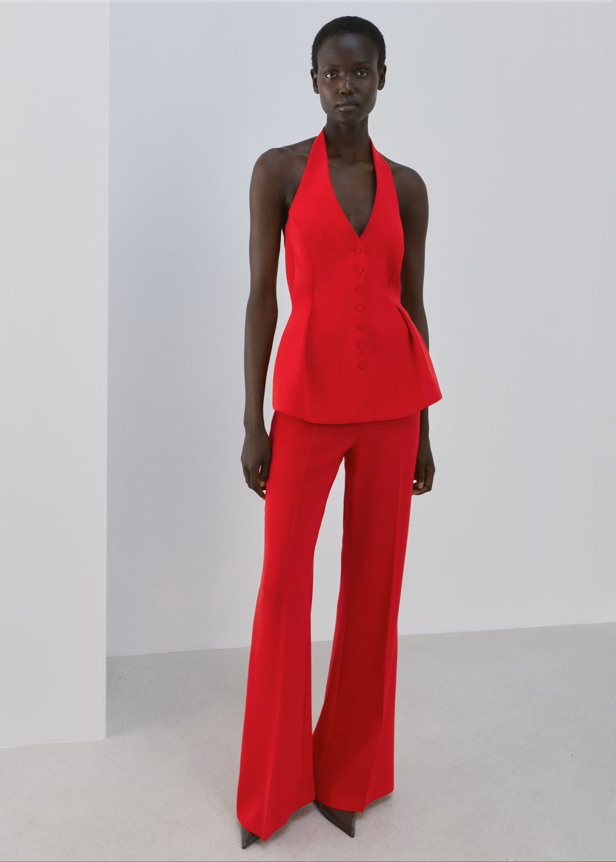 Conjunto de chaleco y pantalón