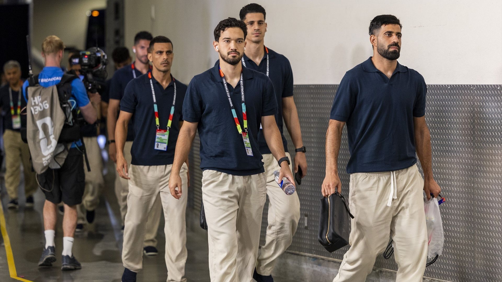 Los jugadores de Irán llegando a Los Ángeles para su debut en el Mundial