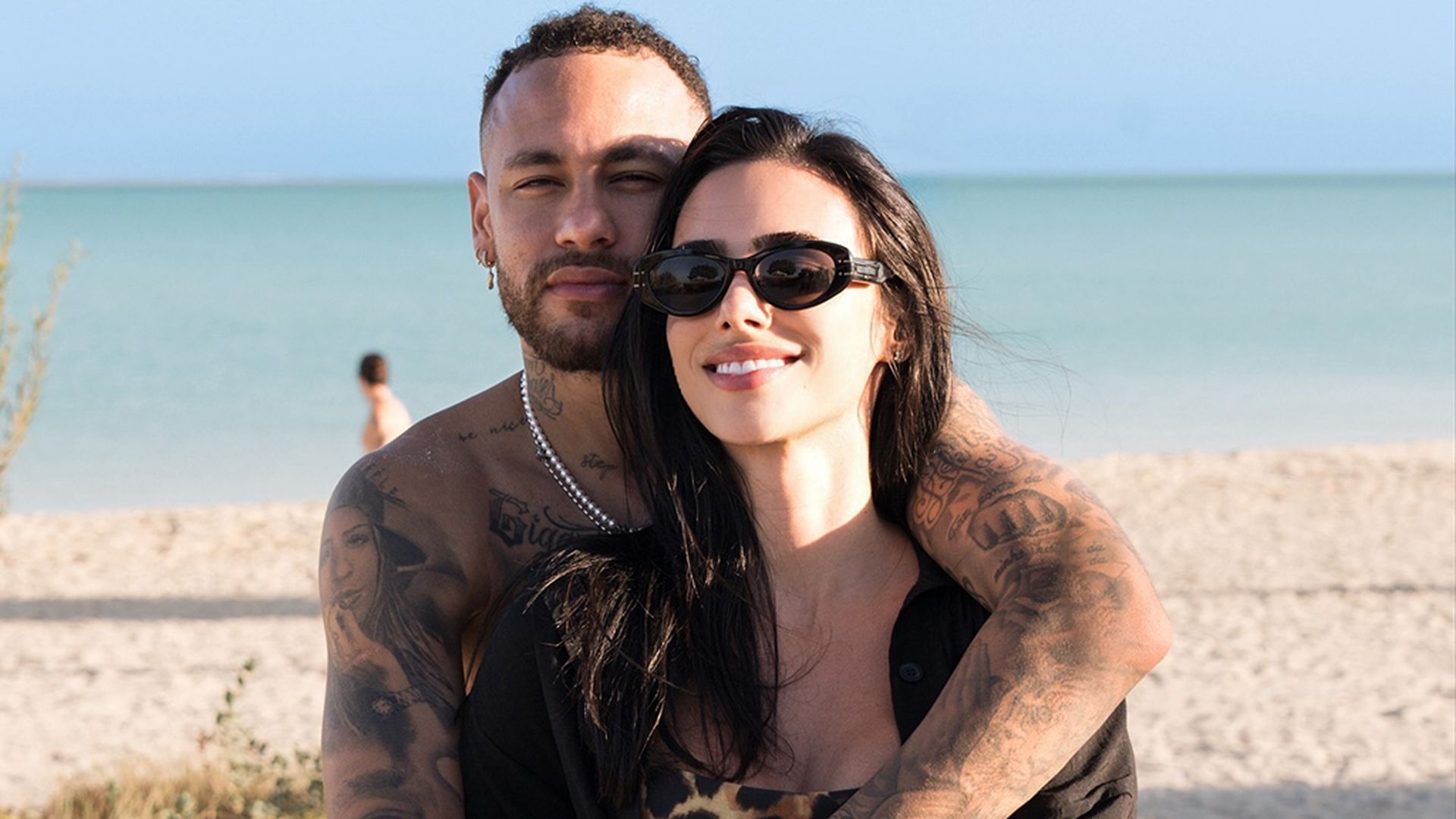 Neymar y Bruna, en la playa Neymar y Bruna, en la playa