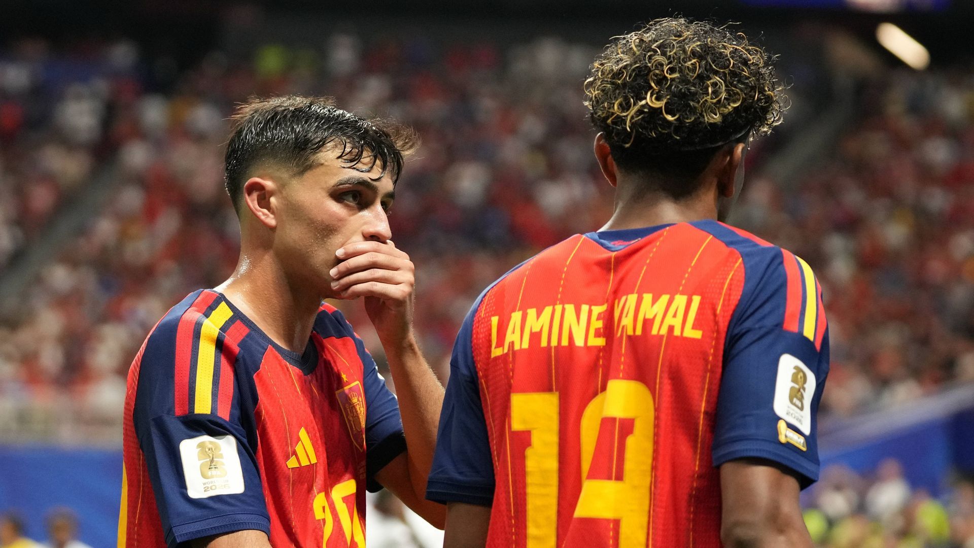 Pedri y Lamine Yamal durante el primer partido de España en el Mundial 2026