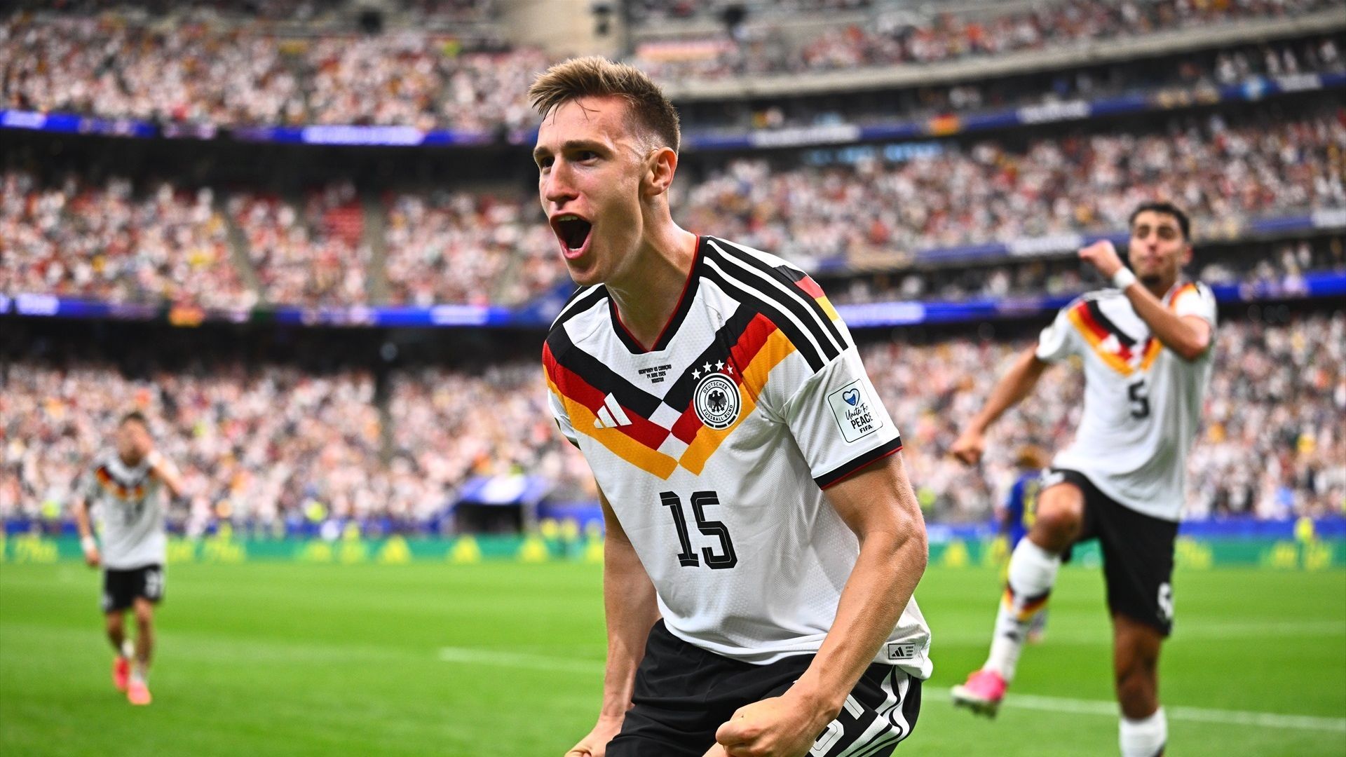 Schlotterbeck celebrando su gol en el debut de Alemania en el Mundial 2026 Schlotterbeck celebrando su gol en el debut de Alemania en el Mundial 2026