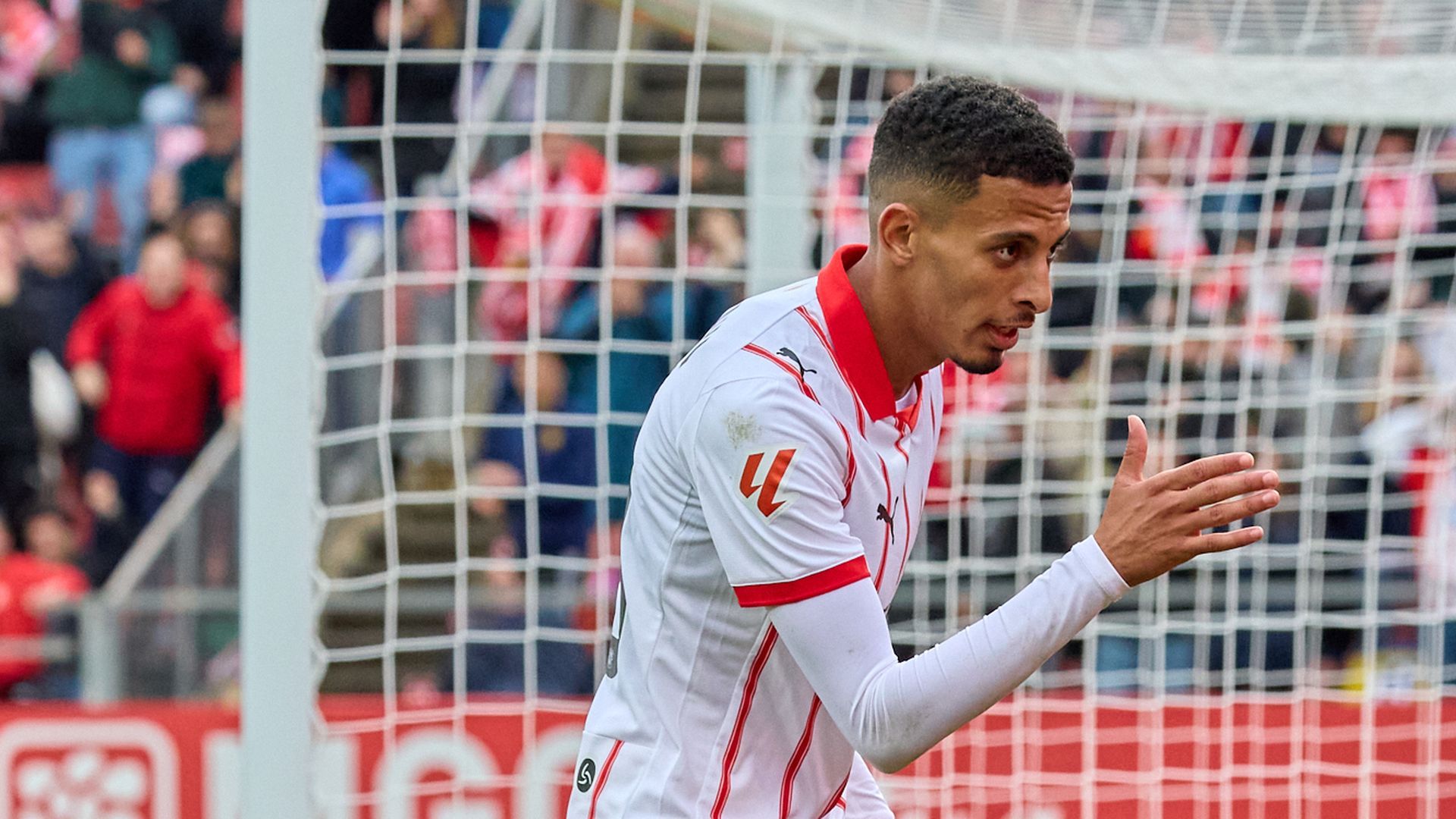 Azzedine Ounahi en un partido