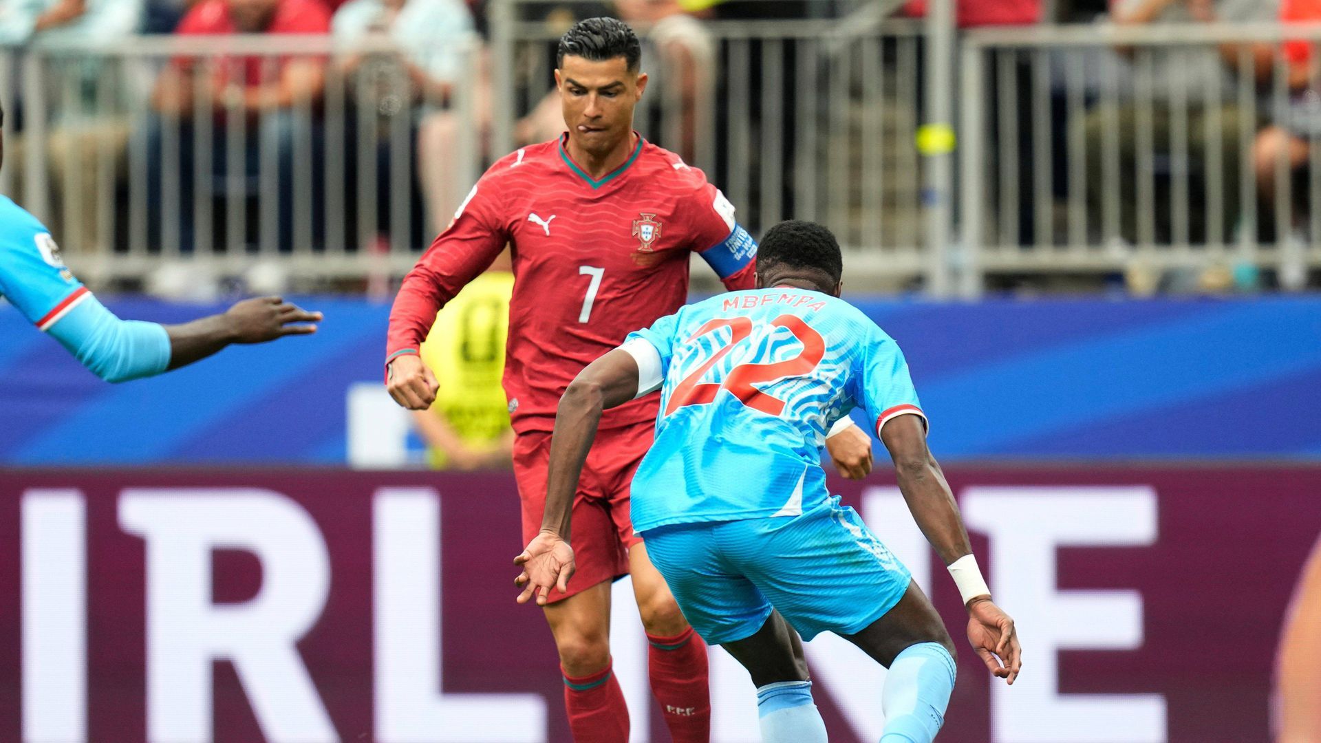 Cristiano Ronaldo, ante Mbemba Cristiano Ronaldo, ante Mbemba