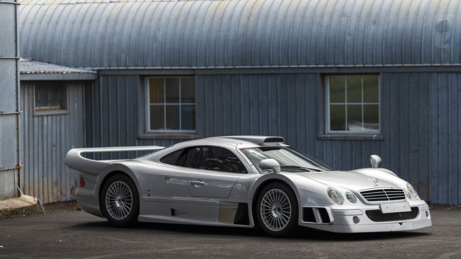 El Mercedes CLK-GTR