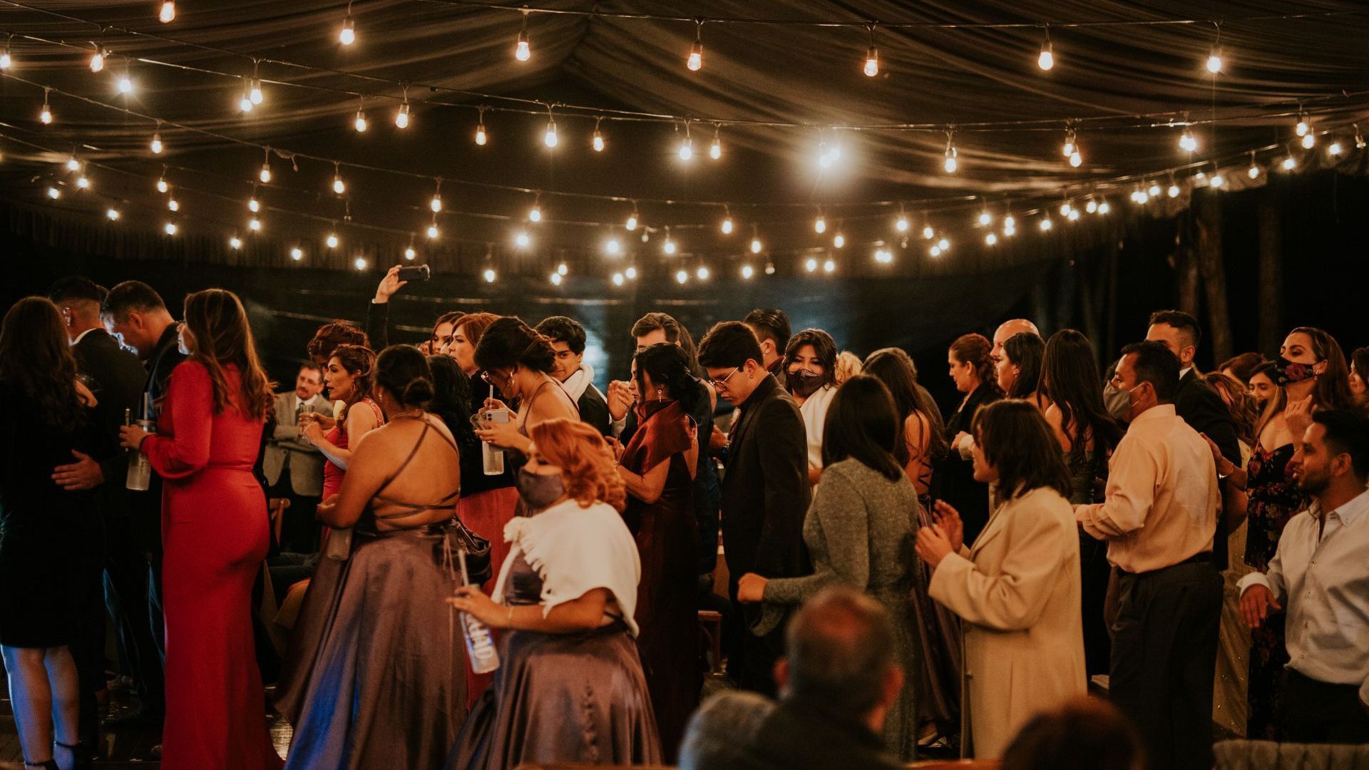 Invitados en una boda