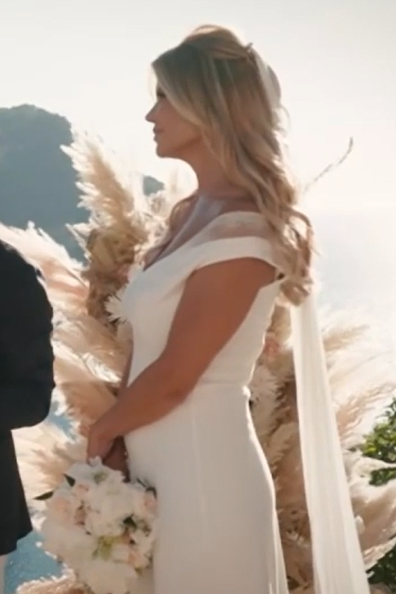 Makoke, con el primero de sus tres vestidos en su boda con Gonzalo Fernández