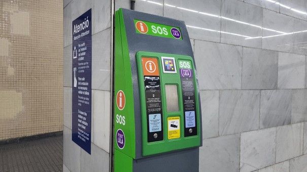 Máquina PIE con el símbolo del punto lila ya incorporado