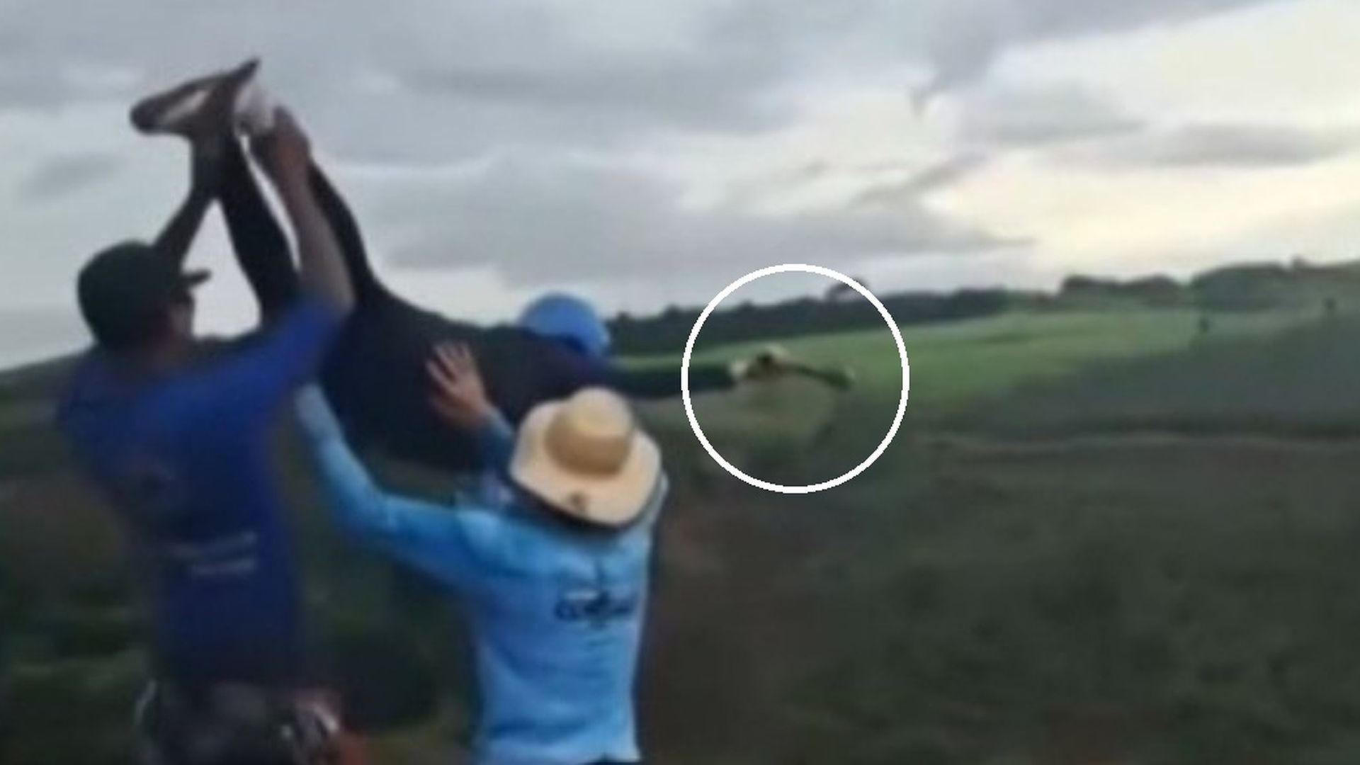 Maria Eduarda, en el momento de la caída mortal en Brasil Maria Eduarda, en el momento de la caída mortal en Brasil