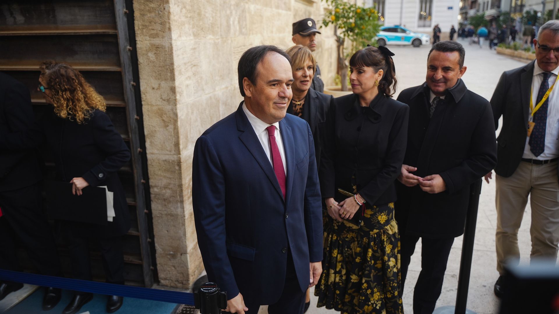 Archivo - El president de la Generalitat valenciana, Juanfran Pérez Llorca, a su llegada a la toma de posesión de su cargo, en Les Corts Valencianes, a 2 de diciembre de 2025, en Valencia Archivo - El president de la Generalitat valenciana, Juanfran Pérez Llorca, a su llegada a la toma de posesión de su cargo, en Les Corts Valencianes, a 2 de diciembre de 2025, en Valencia