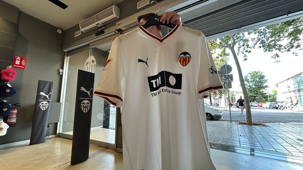 Así es la camiseta del Valencia CF para la 2026-27