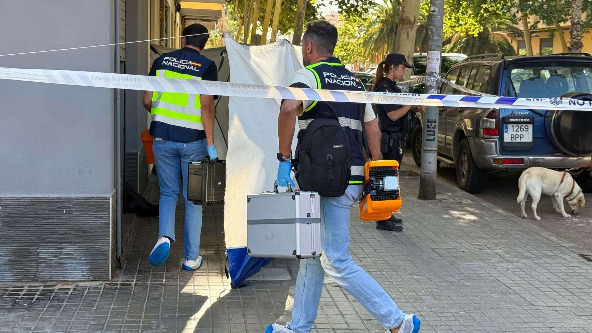 Crimen del logopeda en Valencia: no había cámaras de vigilancia ni más profesionales en la clínica cuando el detenido le mató al creer que abusó de su hijo Crimen del logopeda en Valencia: no había cámaras de vigilancia ni más profesionales en la clínica cuando el detenido le mató al creer que abusó de su hijo