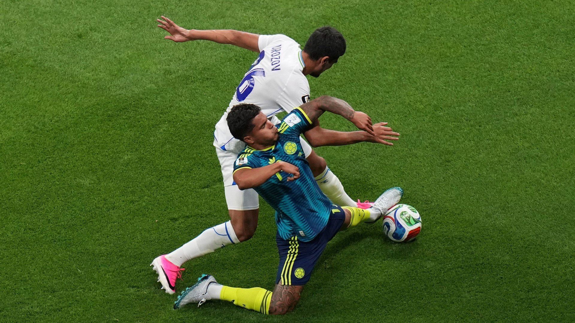 Cucho Hernández, en la famosa jugada del Colombia-Uzbekistán del Mundial