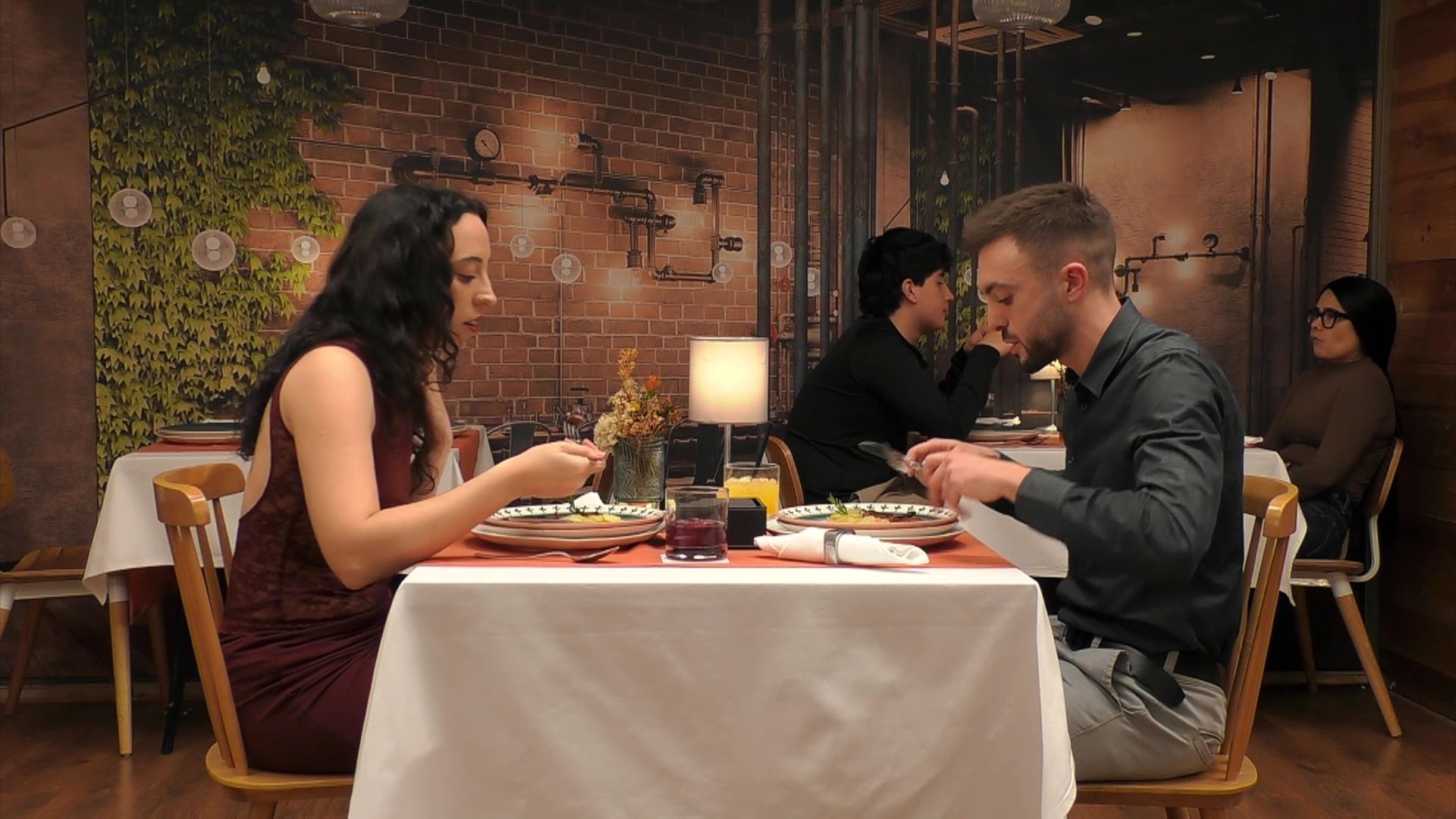 El sueño confesable de una soltera de ‘First Dates’: “Quiero ser una milf”