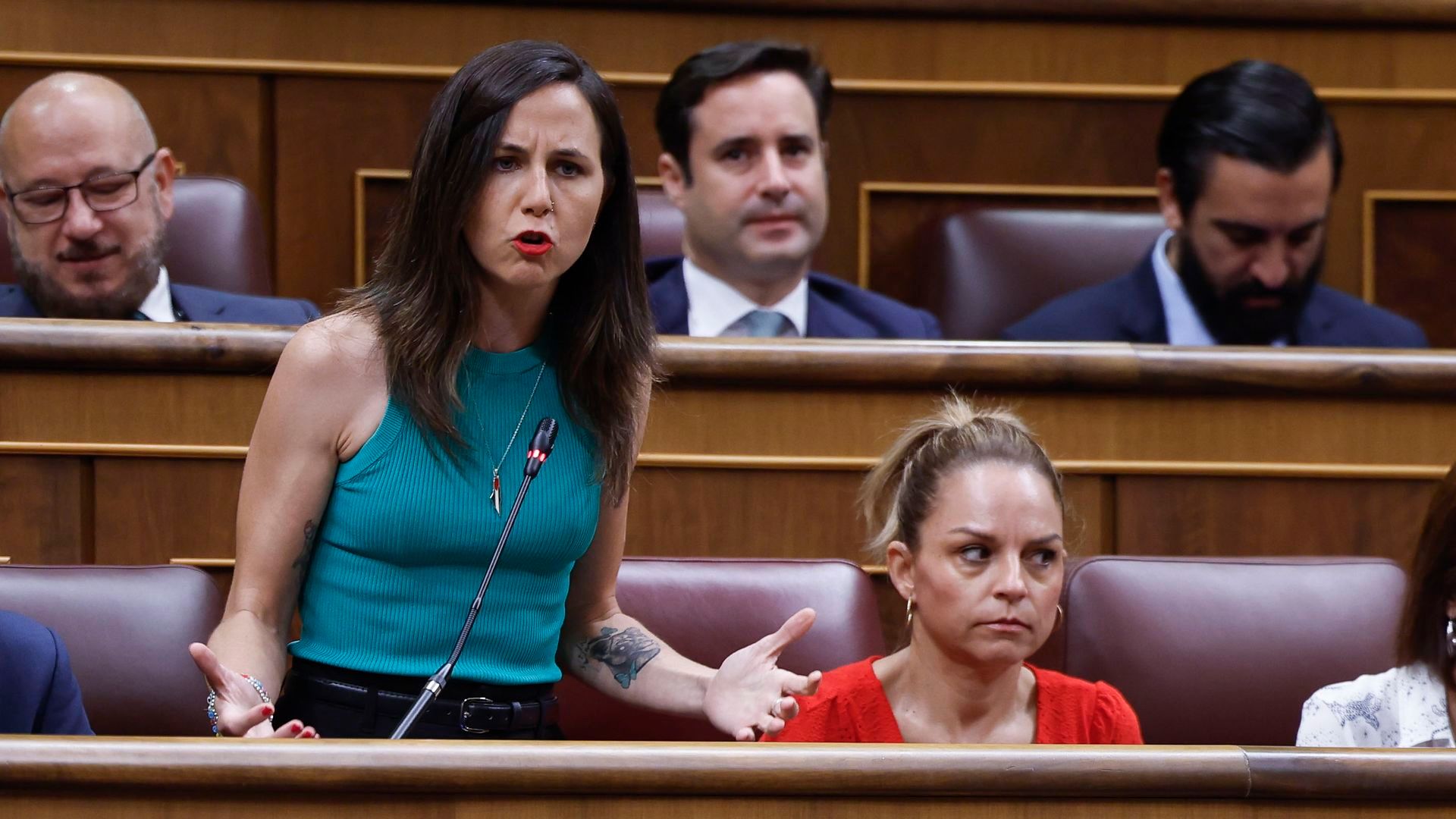 Ione Belarra carga contra Pedro Sánchez y Zapatero por el caso 'Plus Ultra' Ione Belarra carga contra Pedro Sánchez y Zapatero por el caso 'Plus Ultra'