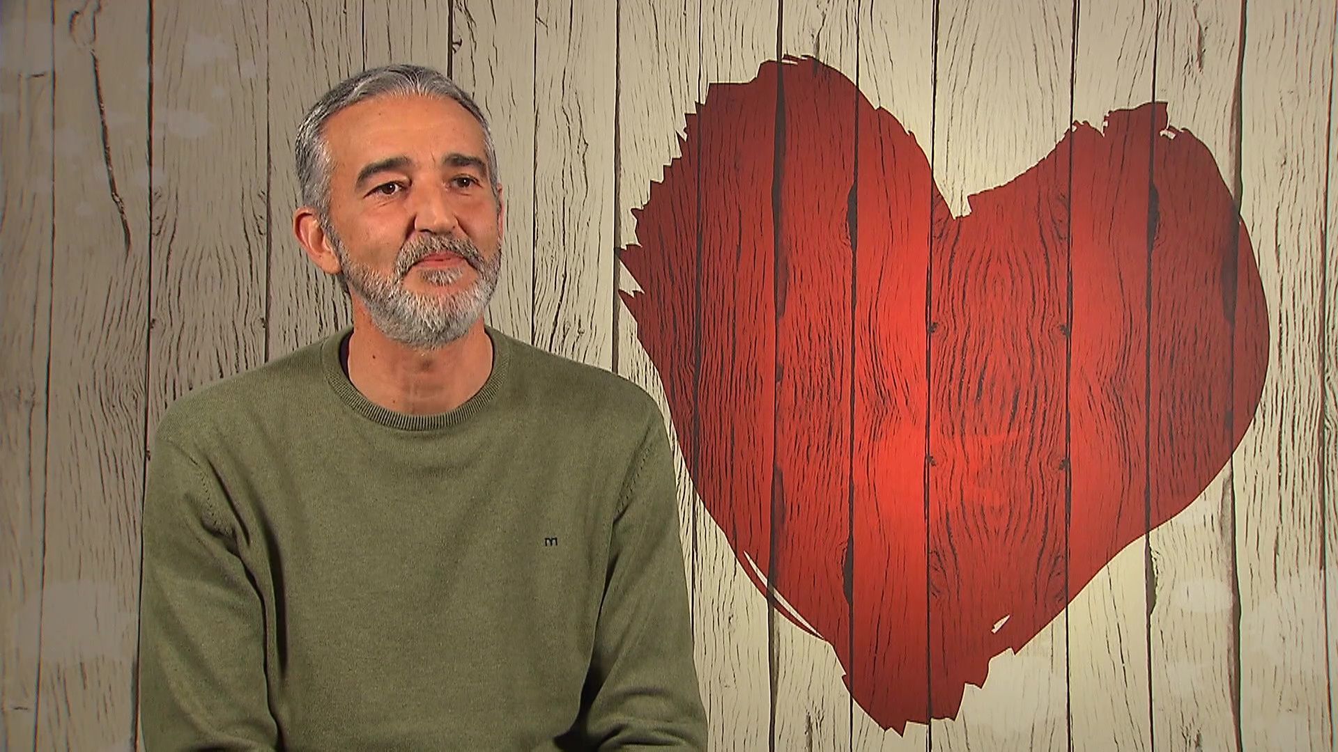 Miguel Ángel tira por tierra la estética perruna de su cita en ‘First Dates’: “No necesitan ropa”