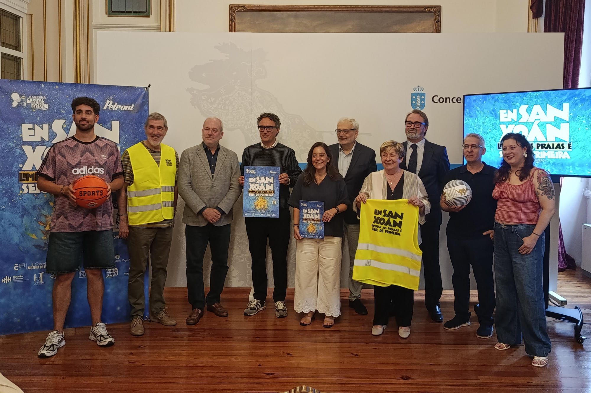 Presentación de la campaña de San Xoán para la limpieza de las playas y un ocio más cívico este jueves en A Coruña