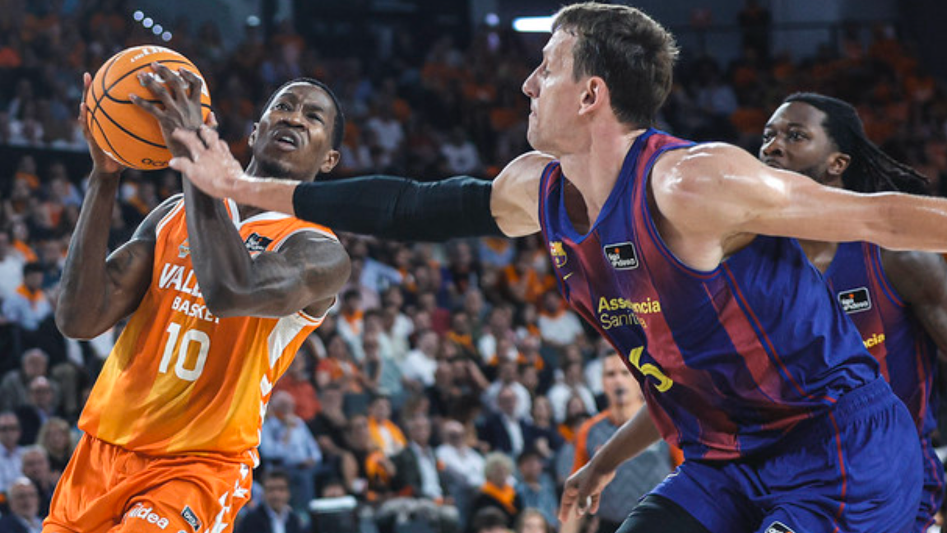 Valencia Basket - FC Barcelona, primer partido de la final acb