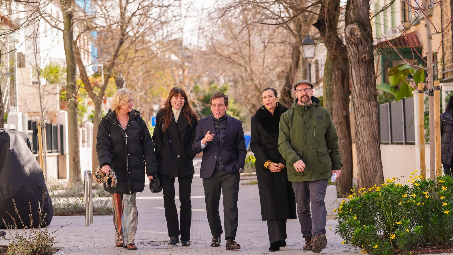 Las calles interiores semipeatonales del barrio de El Viso en Madrid