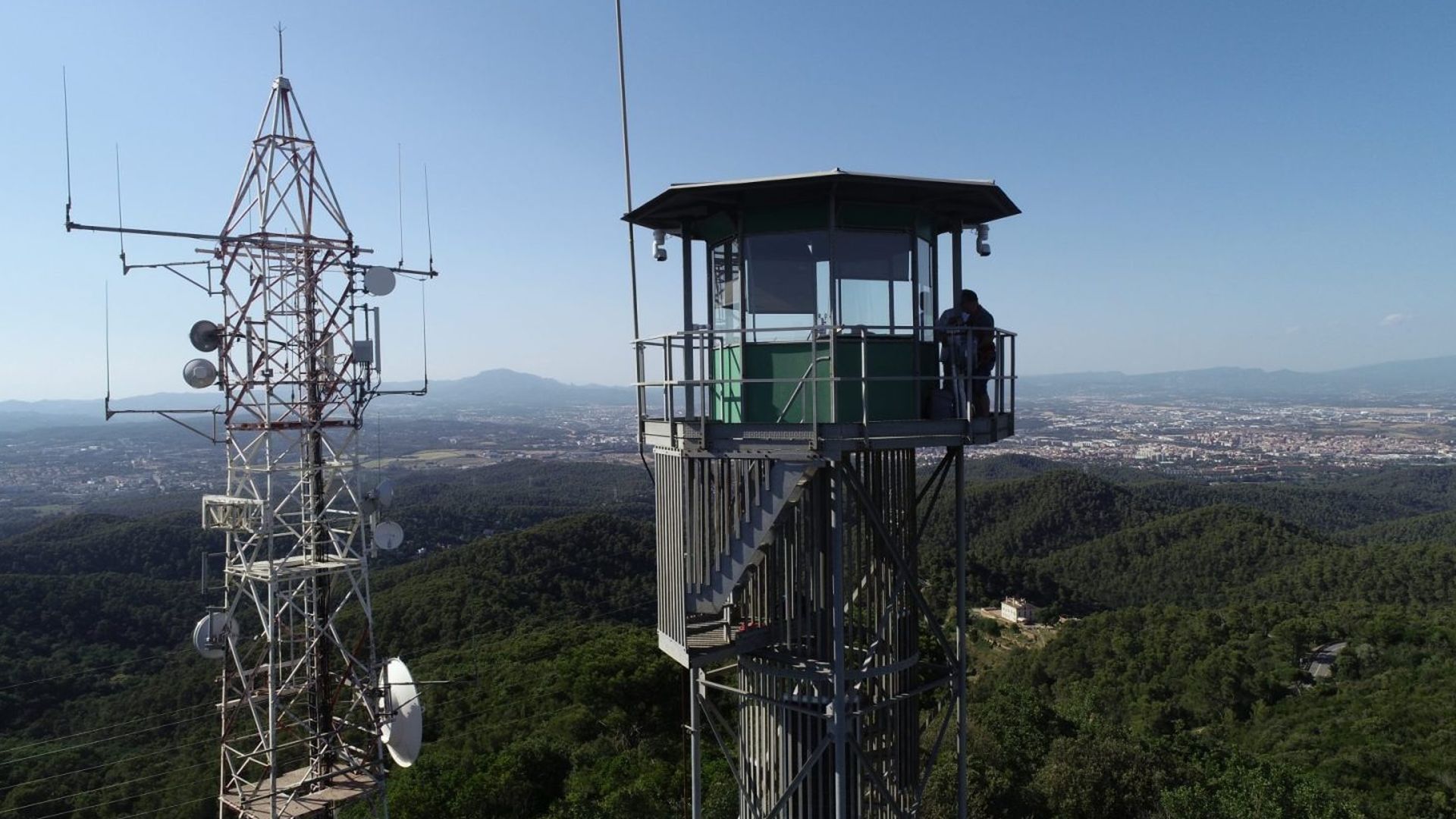 Las cámaras están en puntos estratégicos del Parque Natural de la Sierra de Collserola Las cámaras están en puntos estratégicos del Parque Natural de la Sierra de Collserola