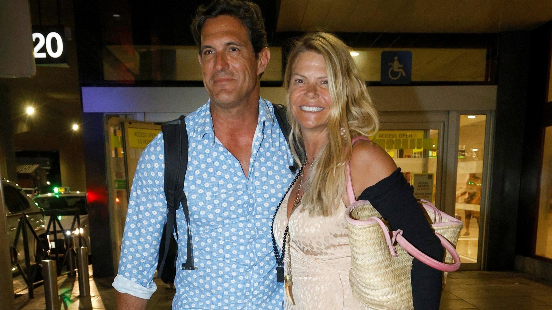 Makoke y Gonzalo Fernández, a su llegada a Madrid tras su boda en Ibiza