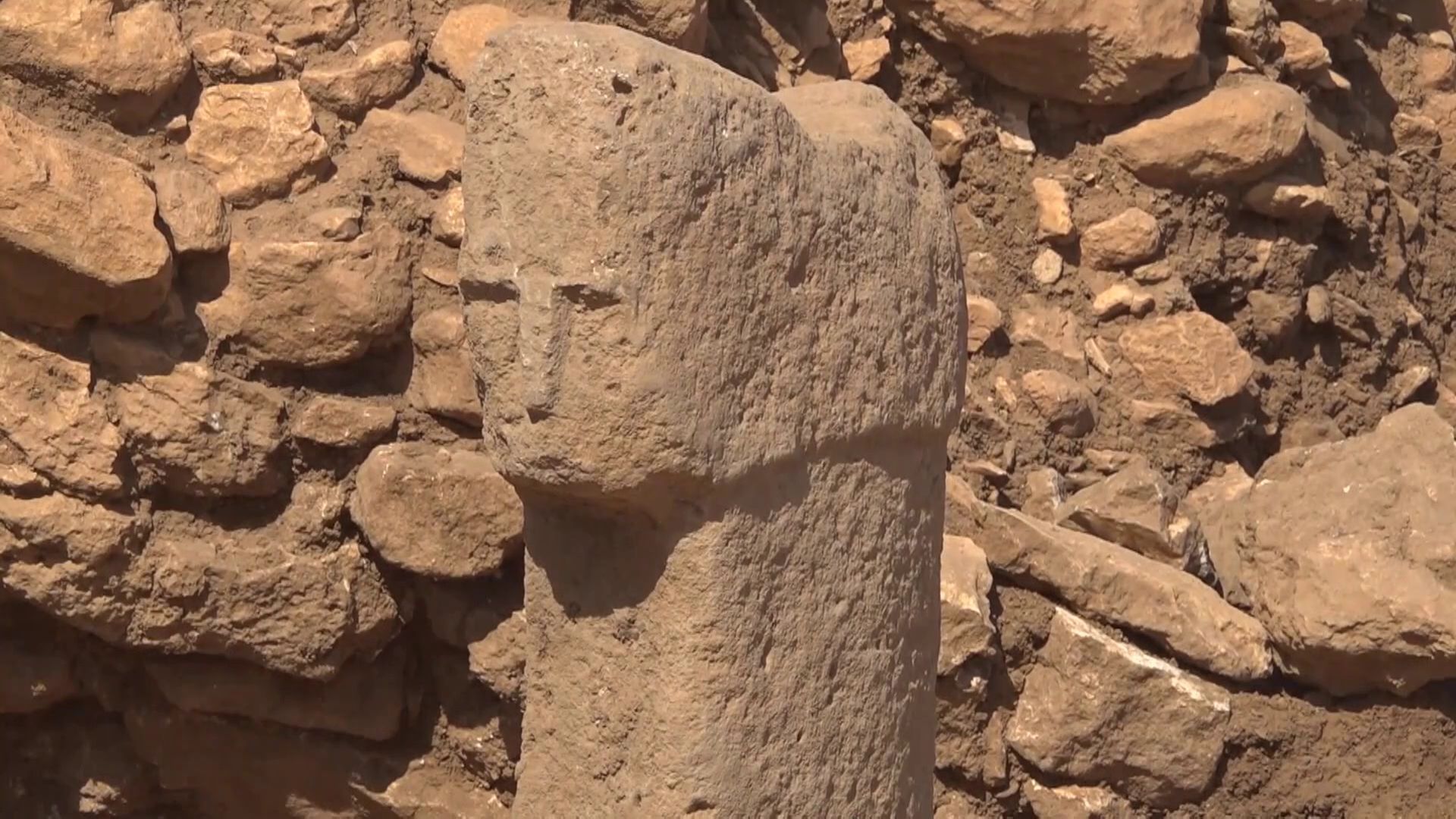 Los secretos que esconde el pilar con rostro humano de 10.000 años de antigüedad de Karahan Tepe