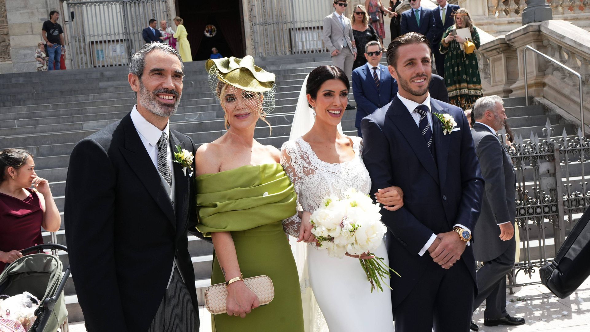 Los novios junto a Fernando Sanz e Ingrid Asensio Los novios junto a Fernando Sanz e Ingrid Asensio