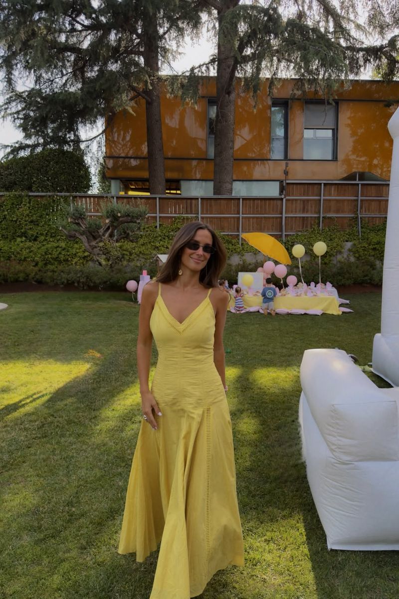 María Pombo en el cumpleaños de su hija, Vega