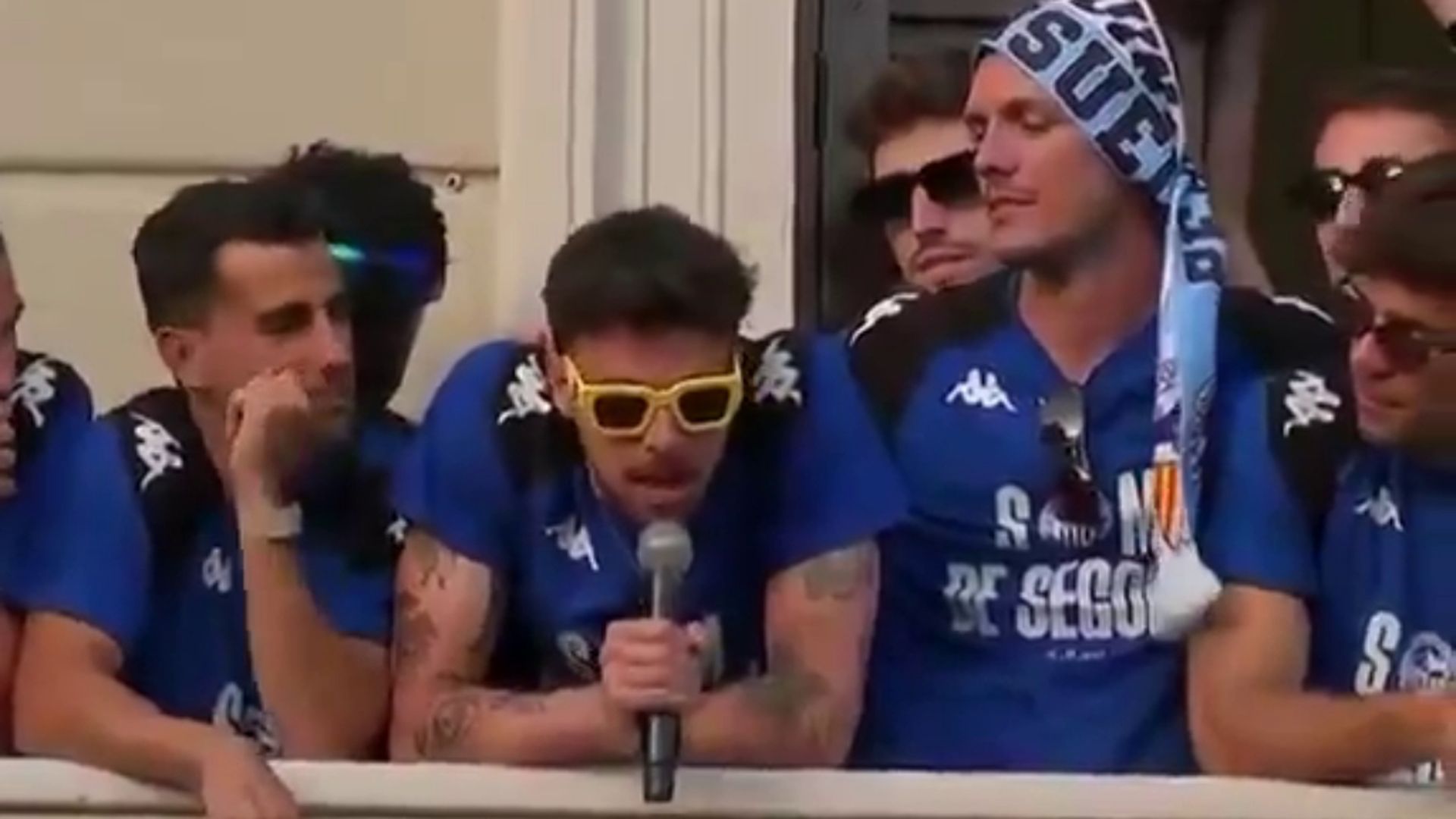 Diego Fuoli, durante la fiesta de ascenso del Sabadell