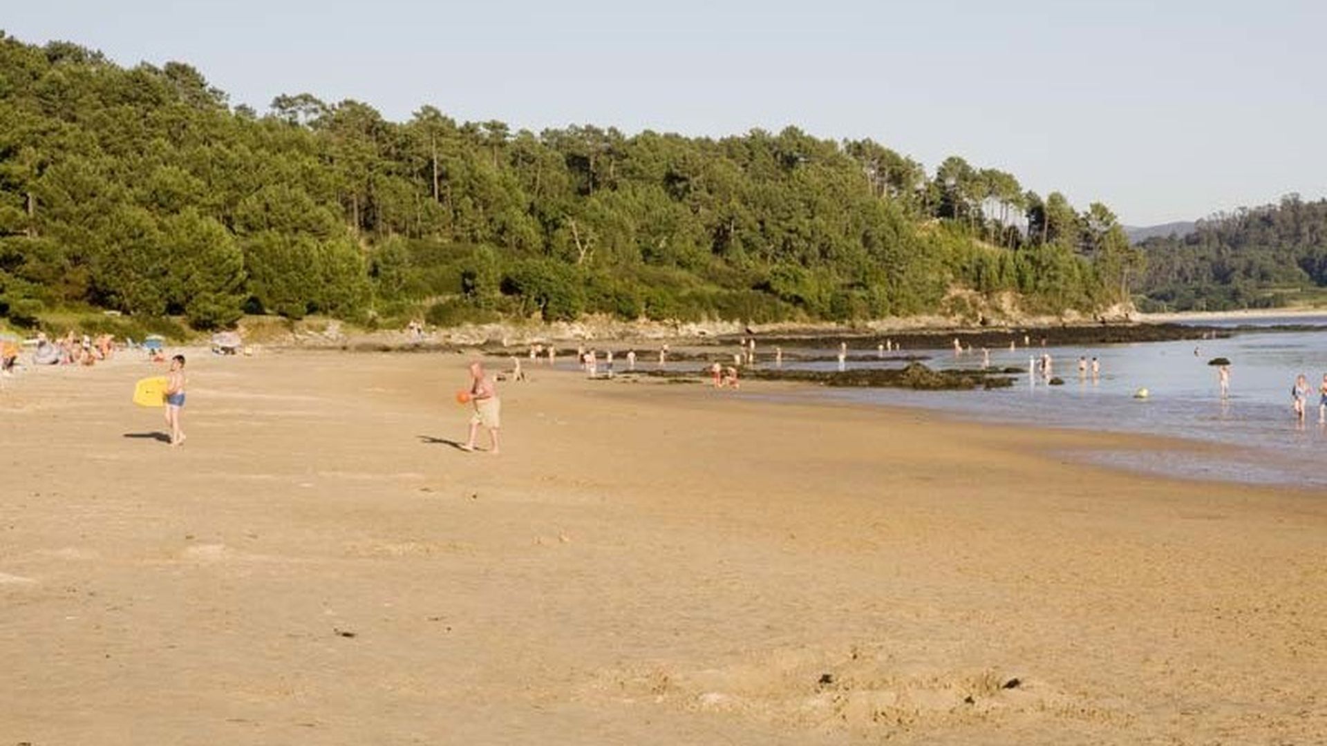 Playa de Broña en Outes, A Coruña Playa de Broña en Outes, A Coruña