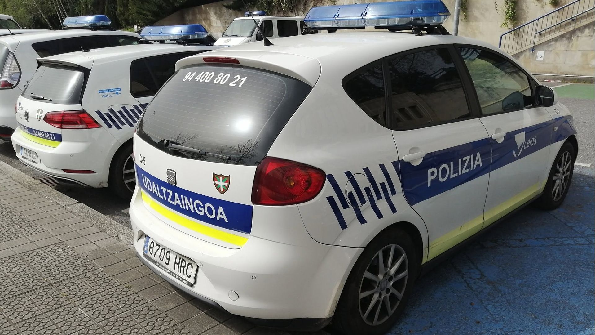 Vehículos de la Policía Local de Leioa, Vizcaya Vehículos de la Policía Local de Leioa, Vizcaya