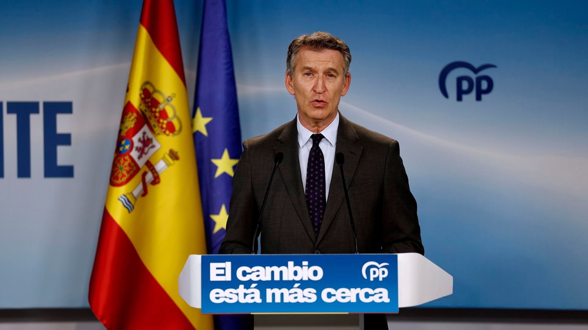 Alberto Núñez Feijóo pide a Sánchez que se vaya y convoque elecciones tras la condena a Ábalos: "Es indecente que siga un minuto más" Alberto Núñez Feijóo pide a Sánchez que se vaya y convoque elecciones tras la condena a Ábalos: "Es indecente que siga un minuto más"