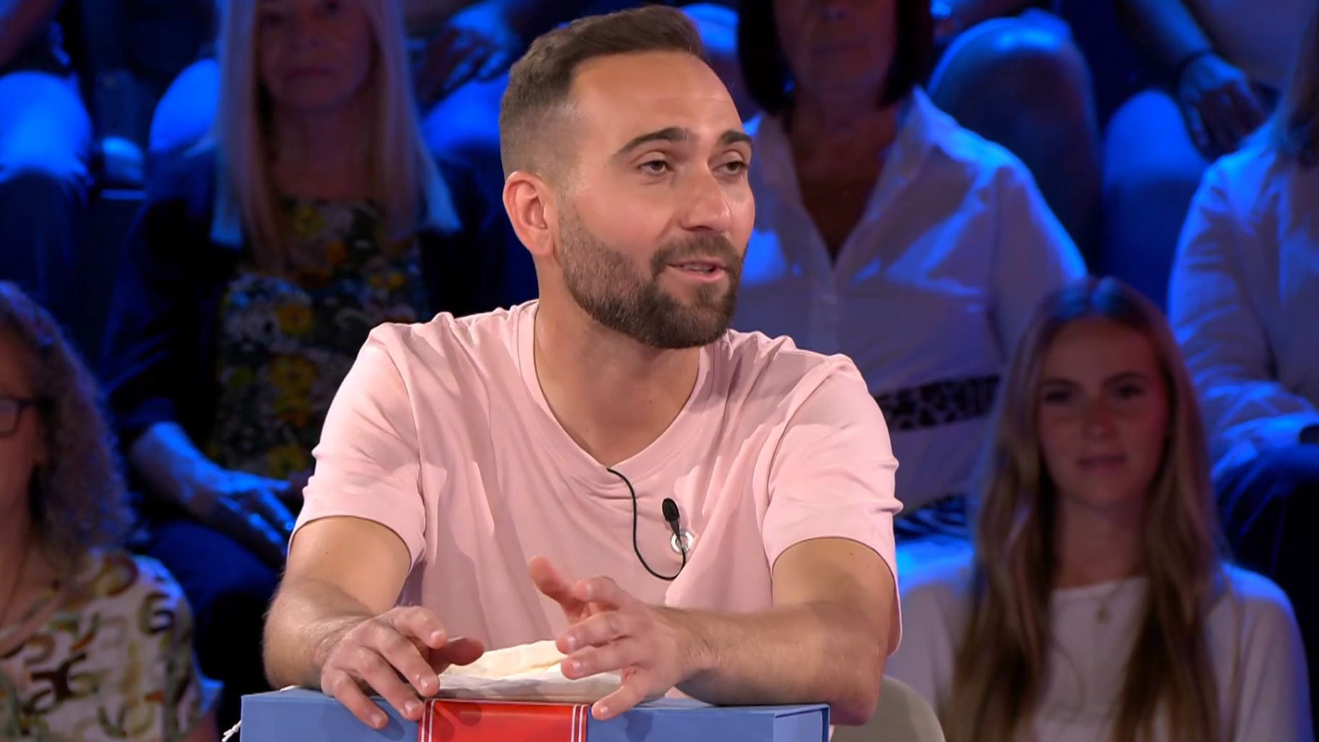 Alberto habla de su pasión por el Carnaval en '¡Allá tú!'