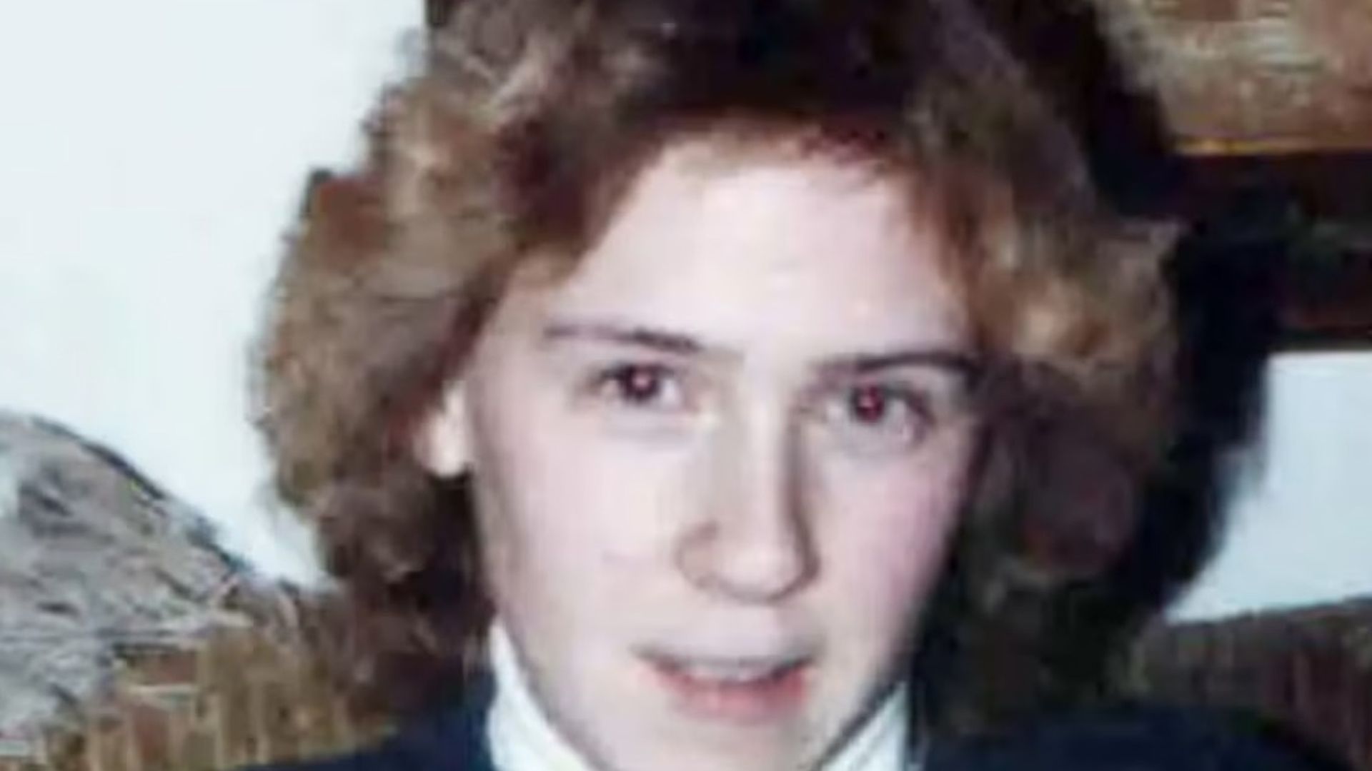 El misterio de la desaparición de Carla Anderson, llegó a casa, dejó una película en la videograbadora y desapareció El misterio de la desaparición de Carla Anderson, llegó a casa, dejó una película en la videograbadora y desapareció