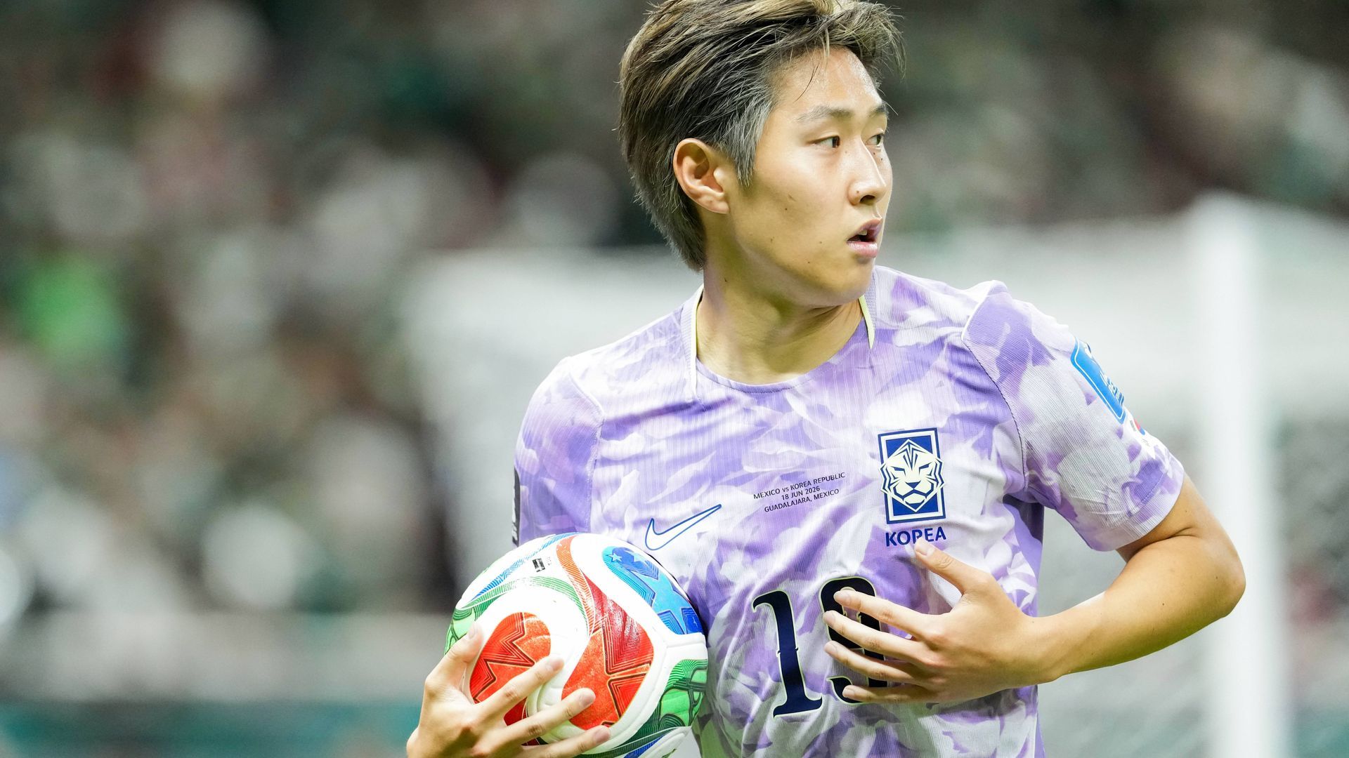 Kang In Lee, en un partido de Corea del Sur Kang In Lee, en un partido de Corea del Sur