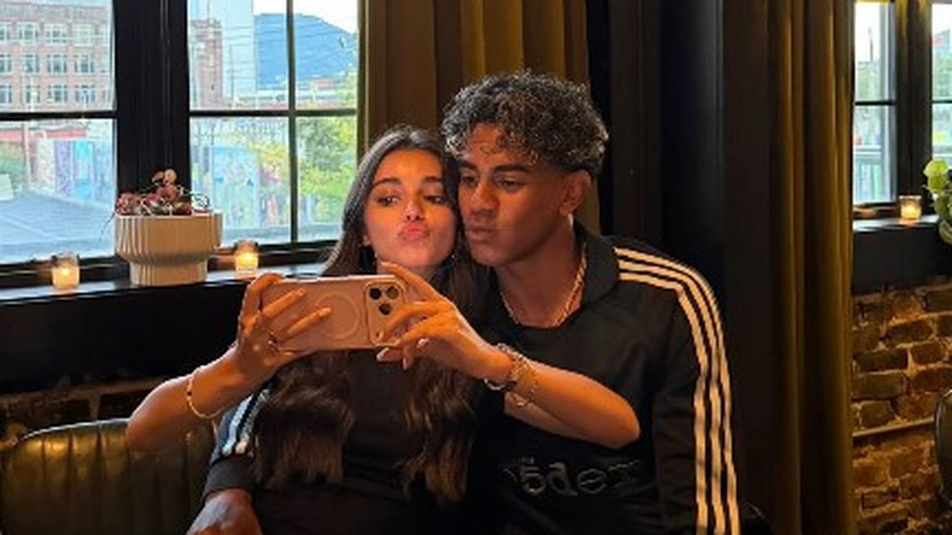 Lamine Yamal e Inés García vuelven a demostrarse su amor en público en pleno Mundial 2026