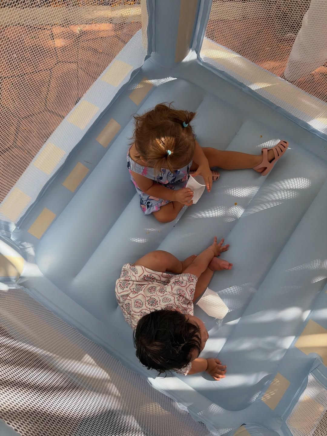 Los hijos de Isa y Anabel Pantoja, Cairo y Alma, juntos
