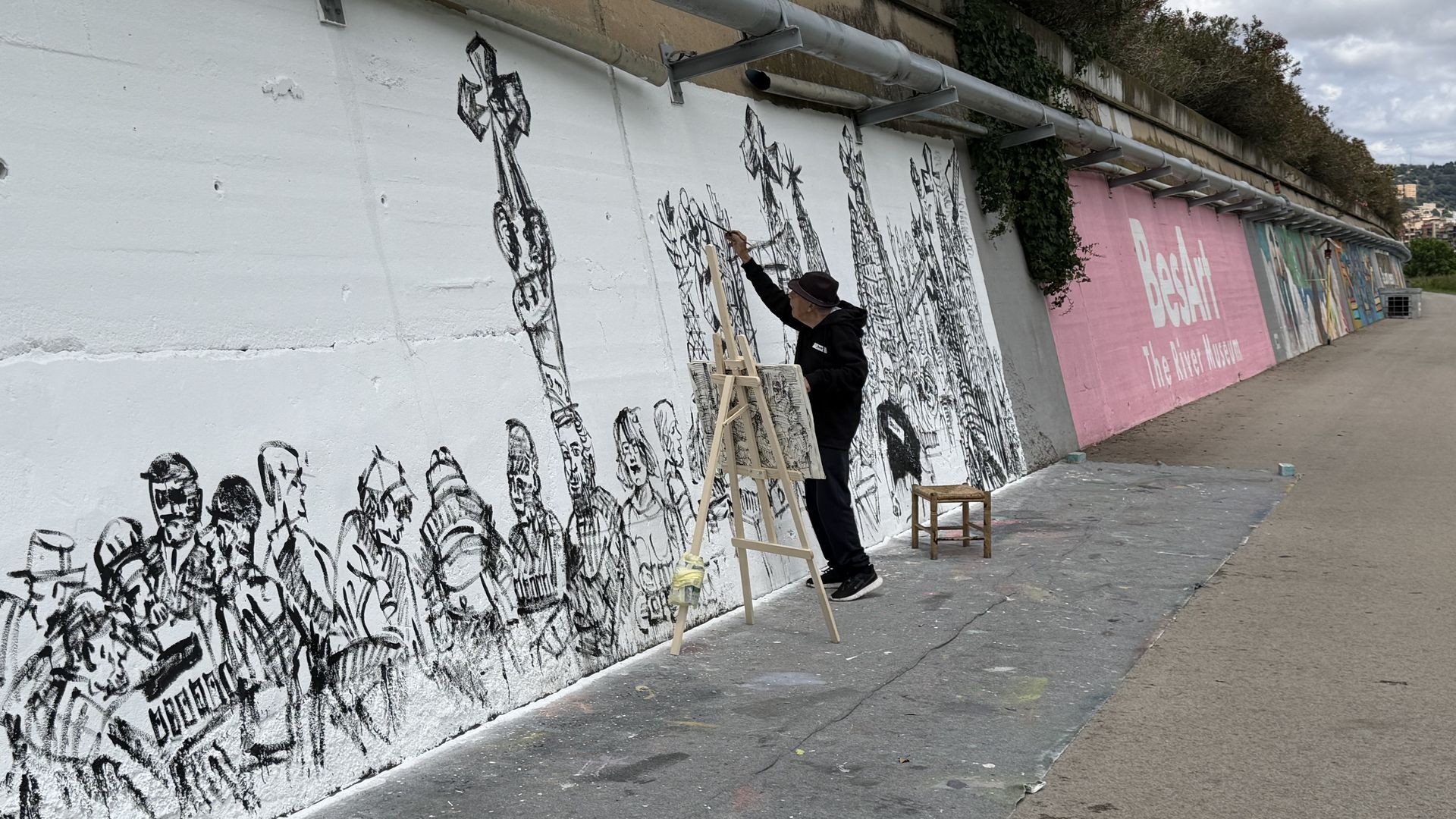 Mural de Joan Bueno, en el museo de arte urbano más grande del mundo