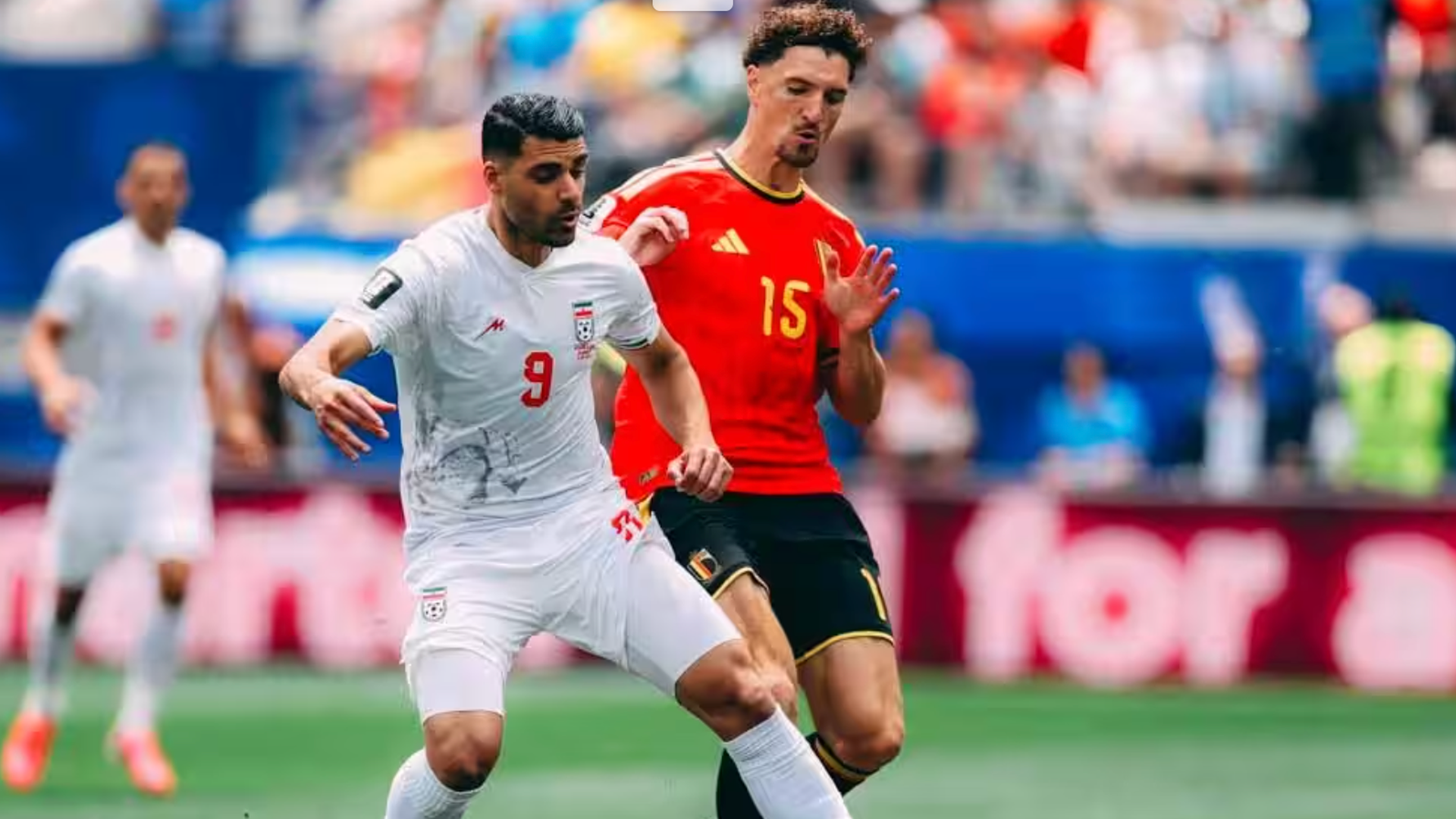 Thomas Meunier ante Irán Thomas Meunier ante Irán