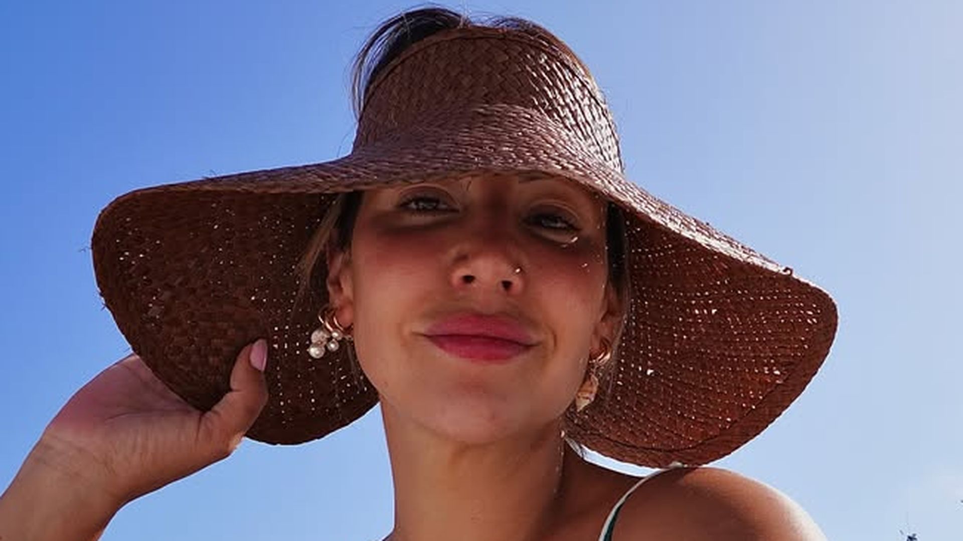 Este look espero que no se me manche ni se me estropeePorque me lo quiero poner todo el verano.Y